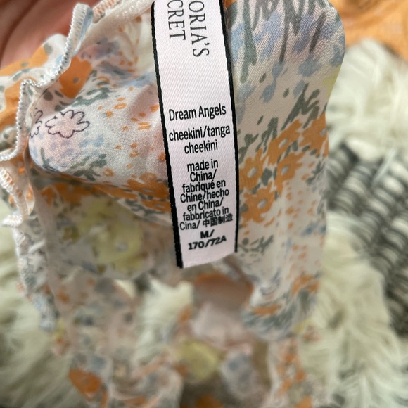 Victoria’s Secret ruffle cheekini NWOT - Picture 4 of 4